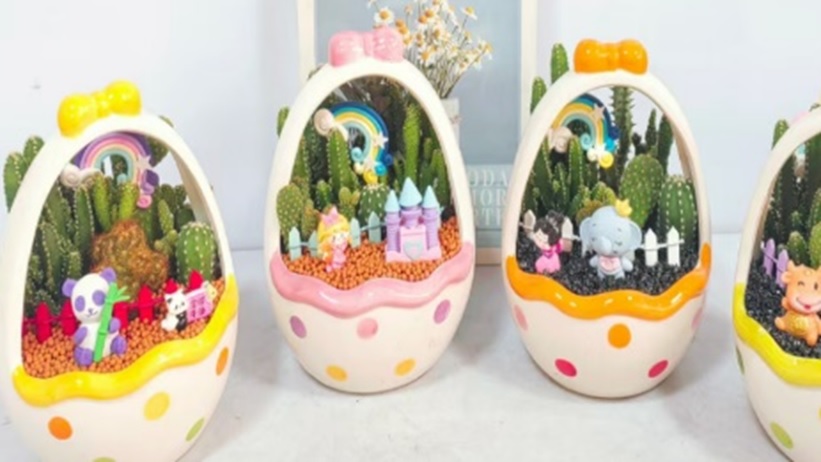 Кактус Микс в керамической корзине композиция